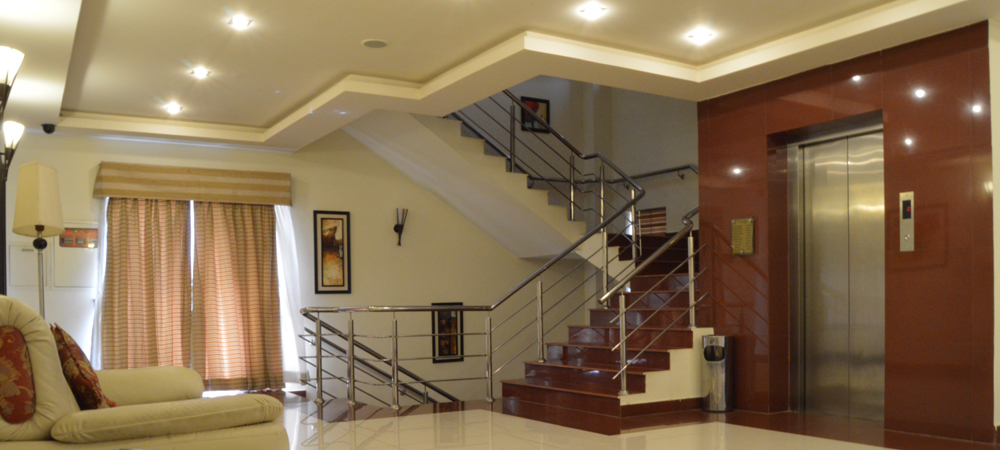 Royal Desert Palm Hotel